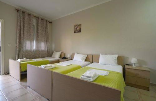 Anestis Studios - Photo 8