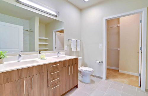 Tranquil Stay Near Monuments and Metro - Foto 32