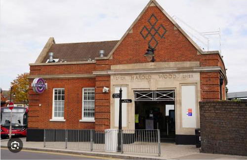 1 Bed House Sleeps 2 -Free Parking -Tv - Foto 9