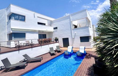 Villa Déjà Vu with stunning sea views - Photo 1