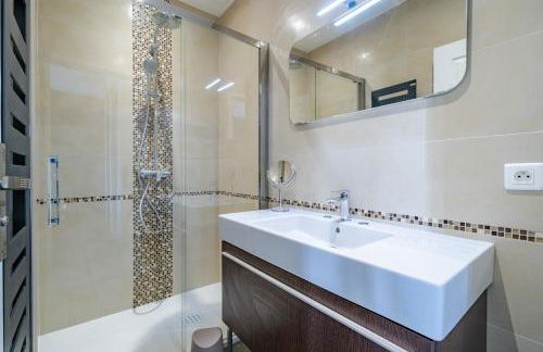 Maison niçoise vue dégagée avec jacuzzi privatif - Foto 19