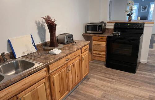 Finger Lakes Apartment - Photo 10