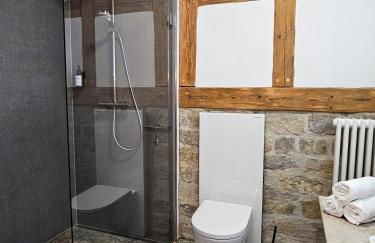 MiCasa Rooms - Altbauflair im Denkmal, Parken, nahe Messe - EGA - MDR - Photo 7