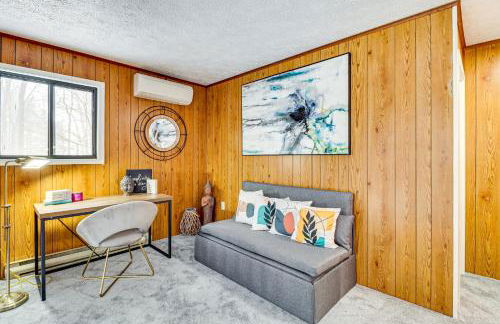 Scenic Views! Clifton Twp Chalet with Fire Pit, Deck - Foto 18