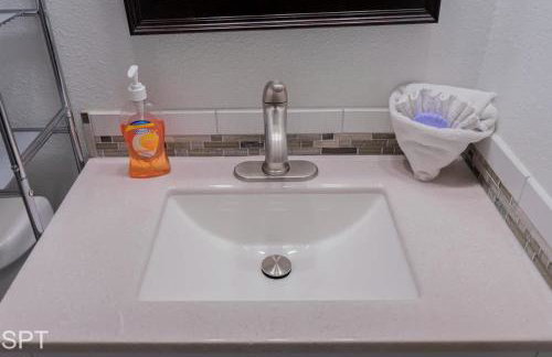 Luxe 1 Bedroom House with Pool - Gulfview II unit 410 - Photo 68