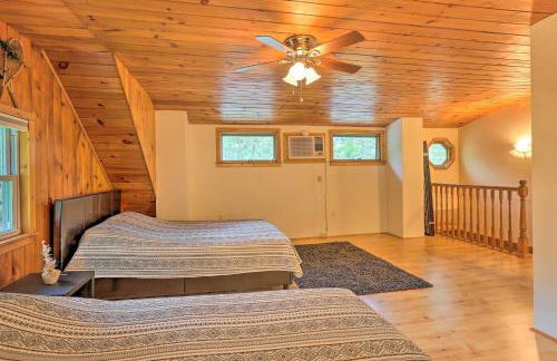 Steps to Lake Tafton Cottage with Fire Pit and Grill - Foto 19