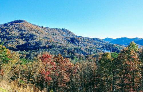 Peace of Heaven, Modern Chic Cabin, Majestic Mountain Views, Hot Tub, Fire Pit, Outdoor Games, Close to Town - Foto 52