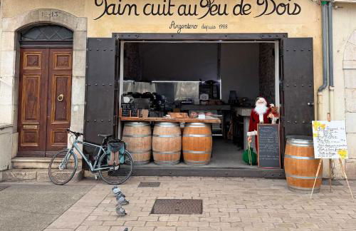 Luxury Family 2BR - Prime Location, Walk to Beach & Shopping, Sunny Balcony - By Totolulu Cannes Hoche - Foto 30