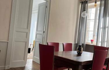 La Villa Louana 1 Appartement 160m2 sobriété,élégance en cœur de ville - Foto 17