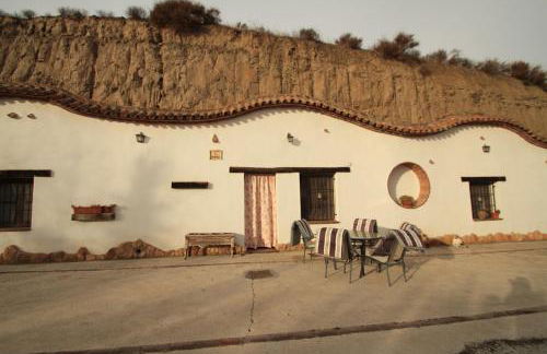 Cuevas la Chumbera - Photo 33