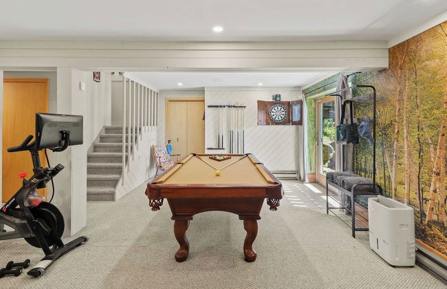 Waterside Haven by Avantstay Lakefront, Hot Tub, Game Room, Fire Pit - Photo 14