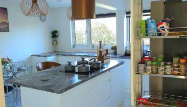 Large House, Home for Contractors- Park Free - Foto 5