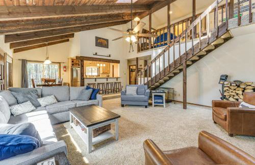 Walk to Lake & Trails: Angel Fire Home w/ Deck! - Foto 1