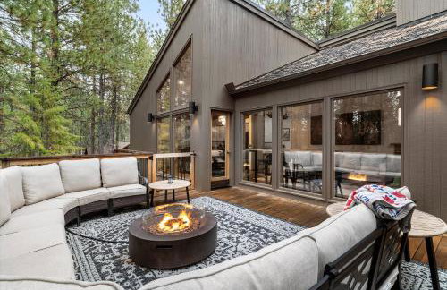 Treehouse Cabin Hot Tub Sauna Game Room - Foto 31