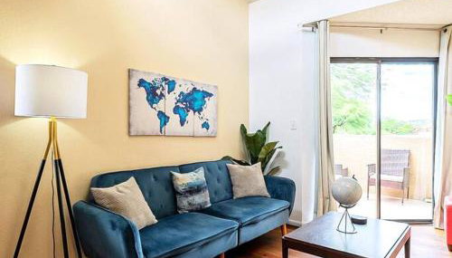 Sunny King-sized 1BD Condo near UofA and UMC w Pool, Parking - Foto 4