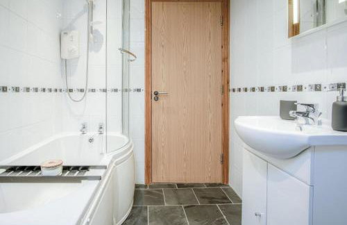 Cosy At The Mews - 2 Bedroom Apartment - Tenby - Foto 22