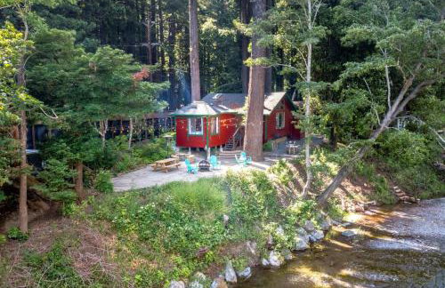 Cozy Creek Cabin - On Austin Creek Hot Tub - Dog Friendly - BBQ Grill - Fast WiFi - Foto 2