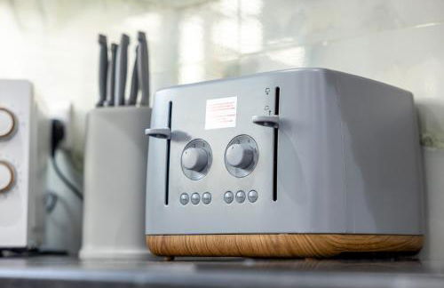 ROOMS NEAR ME - Entire Apartment none sharing, kitchen, bathroom and nearby parking - Foto 33