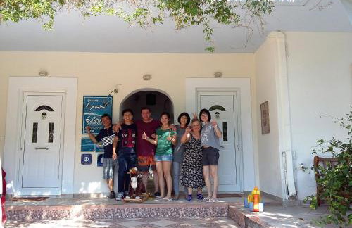 Elea Guesthouse - Photo 28