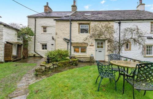 Westside Cottage, Newby Hamlet, Clapham, Yorkshire Dales National Park, Famous Three Peaks, Near The Lake District, Pets Are Welcome, Direct Parking in front of the Cottage & Guest Parking - Foto 5