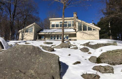 Catskill Getaway on 6 Acres with Swimming Pond! - Foto 42