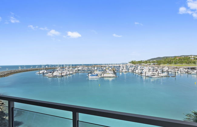 Peninsula Airlie Beach - Photo 57