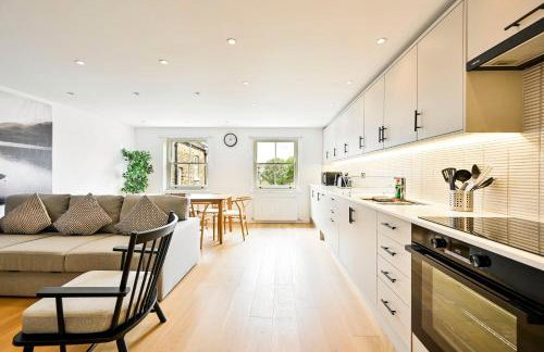 Stylish 3 Bedroom Apartment - Foto 16
