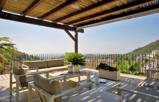 Modern Two Bedroom Villa With Indoor Pool & Spa - Foto 11