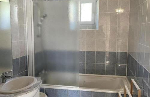 Maison de Charme avec Jardin à Jayac - FR-1-616-465 - Foto 19