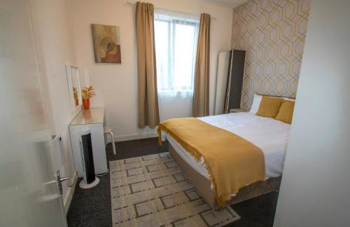 Ideal for groups - Lovely 2 Bedroom Apartment - Free Parking, Transit links, Close to Stadiums - Foto 10