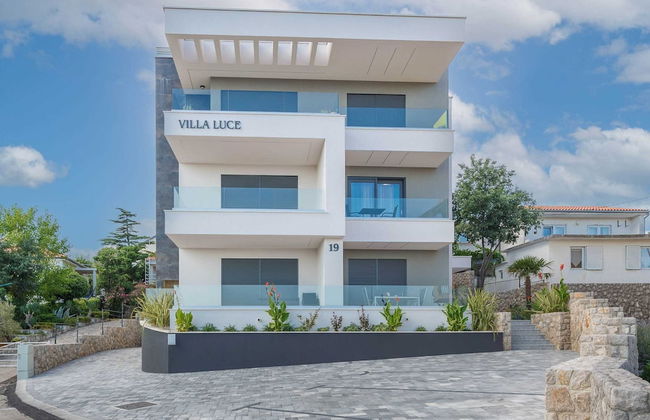 Luxury Beachfront Krk Apartments With Terrace - Photo 20