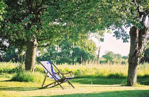 Farm Cottage a cute C17th cottage a walk across the fields to a great pub - Foto 13
