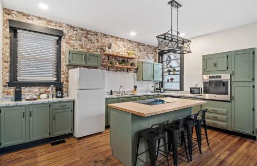 Cozy Home near Downtown - Close to Nulu - Sleeps 6 - Foto 3