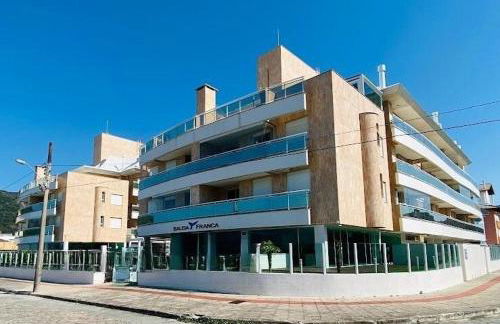 Apt Pé na Areia Floripa - Praia dos Açores - Churrasqueira na Varanda e Piscina - Foto 38