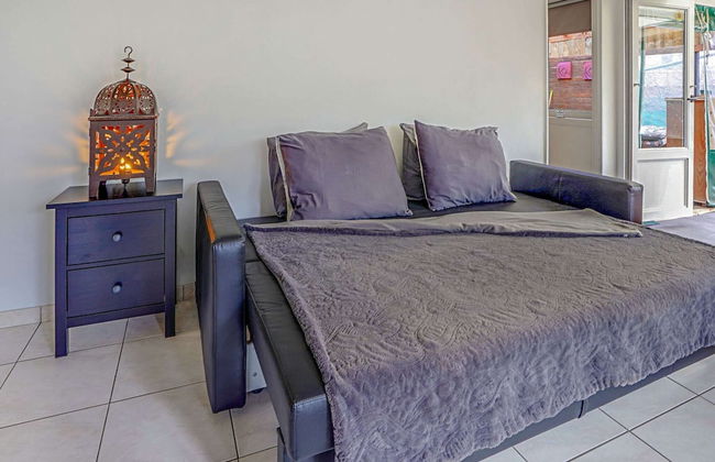 Bright Holiday Home in Lanaken near Lake with Garden - Foto 3