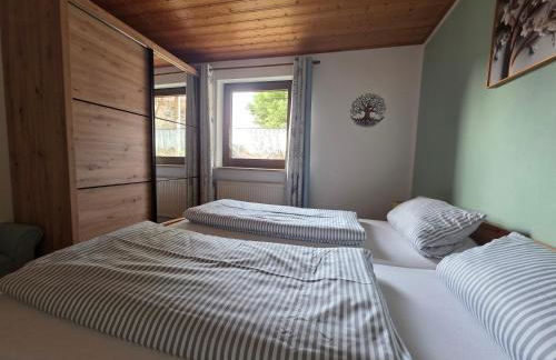 WaldZeit Gössweinstein, sonnige und ruhige Ferienwohnung in der Fränkischen Schweiz - Foto 5