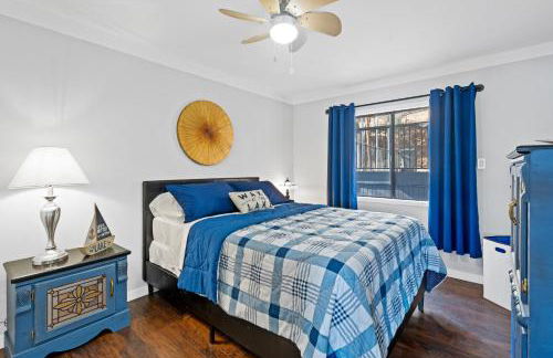 Lakefront, Private dock, ensuite-unit, King bed, Free EV charger, Boat Friendly - Foto 33