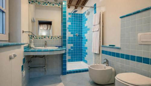 La Casa di Angy - 20 min da Lucca nel verde - Foto 3, towels, Shower