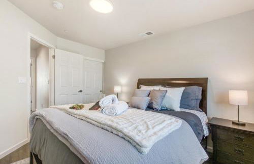 Game Night Meets Wine Country Elegance - Foto 8