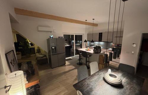Vollklimatisierte Maisonette Wohnung -Whirlpool, Dachterrasse, Weitblick, Fahrstuhl, Kliniknähe - Foto 9