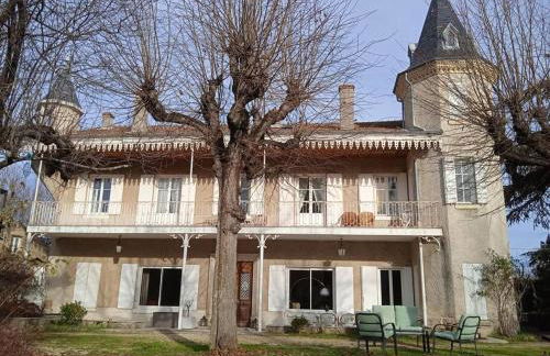 Maison calme avec piscine entourée de son parc - Foto 3