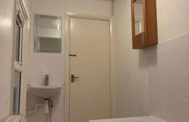 Charming & Cozy One-Bedroom Flat - Foto 11