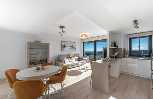 One80 Residences New corner Apartment with amazing sea view to Gibraltar & Africa - Photo 11