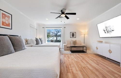 Luxury Austin Retreat w Pool, Games, Sleeps 12 - Foto 5