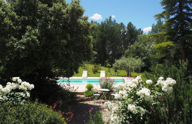 Holiday Home in Villes-sur-auzon With Pool - Foto 17