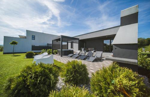 K Relax Place, Varaždinske Toplice, modern home with Sauna, Jacuzzi, WIFI - Foto 55