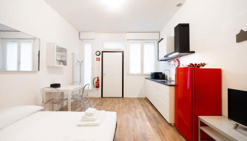 Iside Elegant Stay in the Heart of Bologna - Photo 2