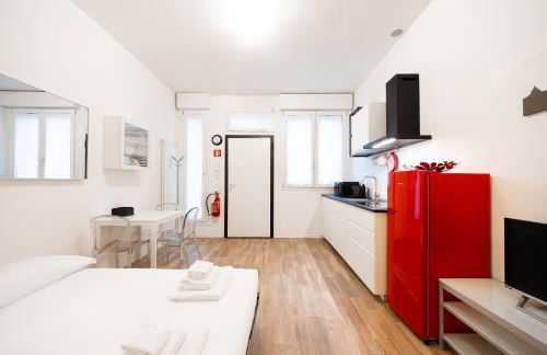 Iside Elegant Stay in the Heart of Bologna - Photo 2