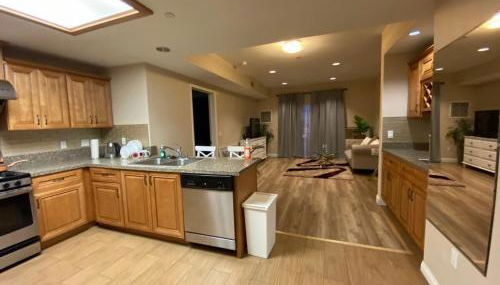 Modern 2BD Apartment with 2 Baths in Alhambra - Foto 3