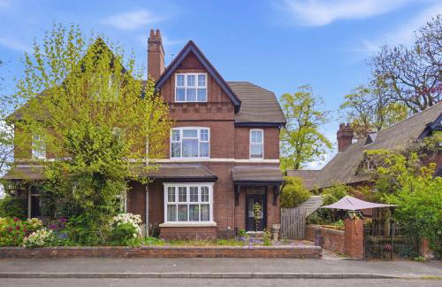 Large 7-Bed House Sleeps 14 FREE Parking ,Contractors & Groups Welcome - Foto 1